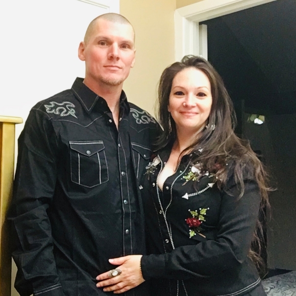 Meet your Posher, Monica - Picture 2 of 2